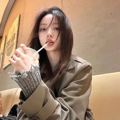 丑小鸭 封面